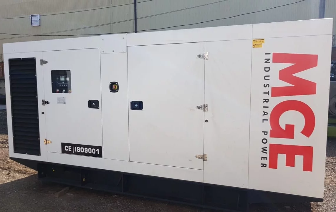 Дизельный генератор Doosan MGE 450-Т400 в кожухе с АВР